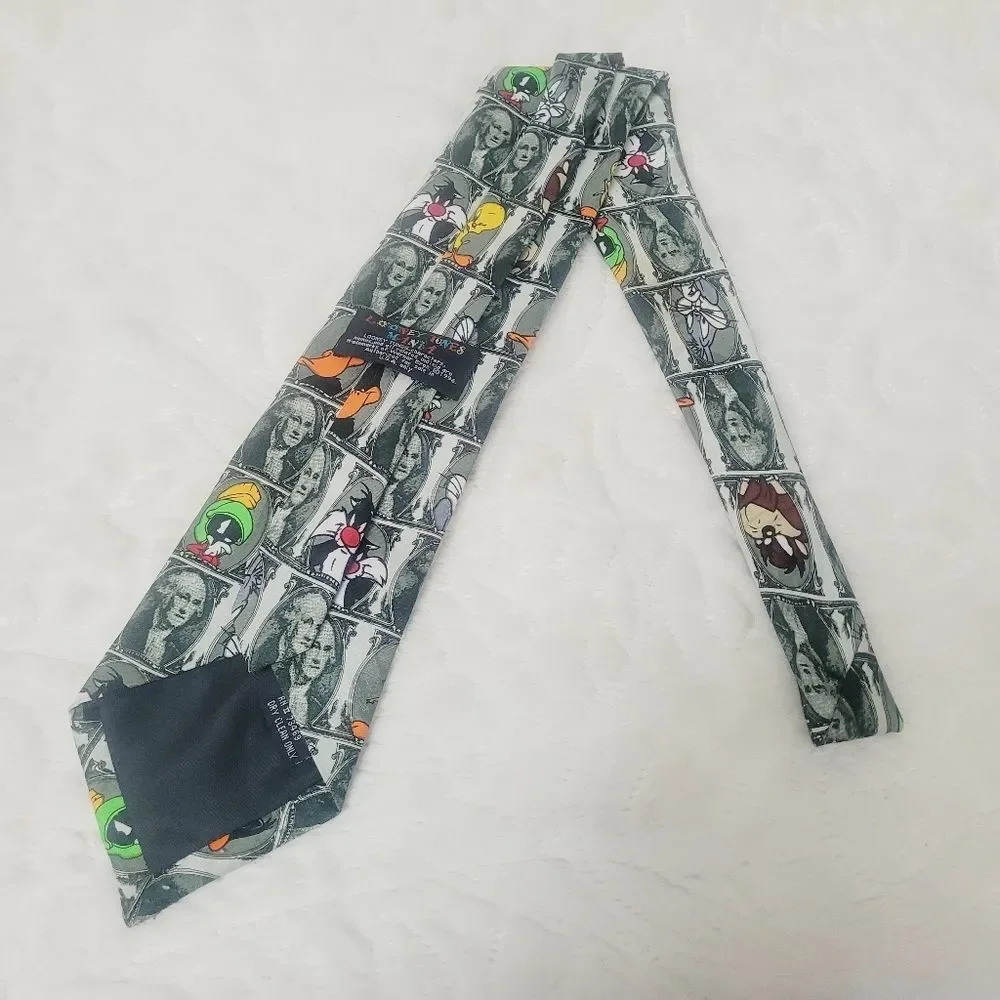 VTG Looney Toons Mania Funny Money Tie 1996 Dollar Bill Bugs Daffy Taz Friends